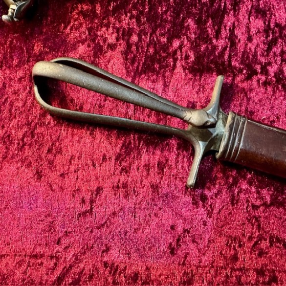 WW1 French Trench Knife  1